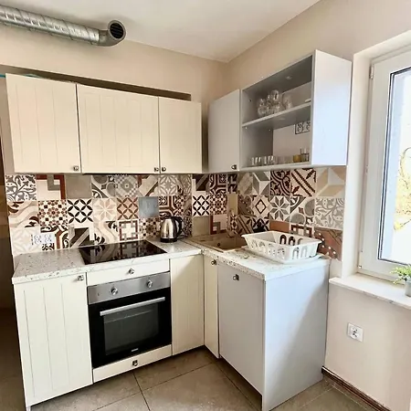 Homestay Comfy, And Small In *
