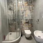 Проживание в семье Comfy, And Small In